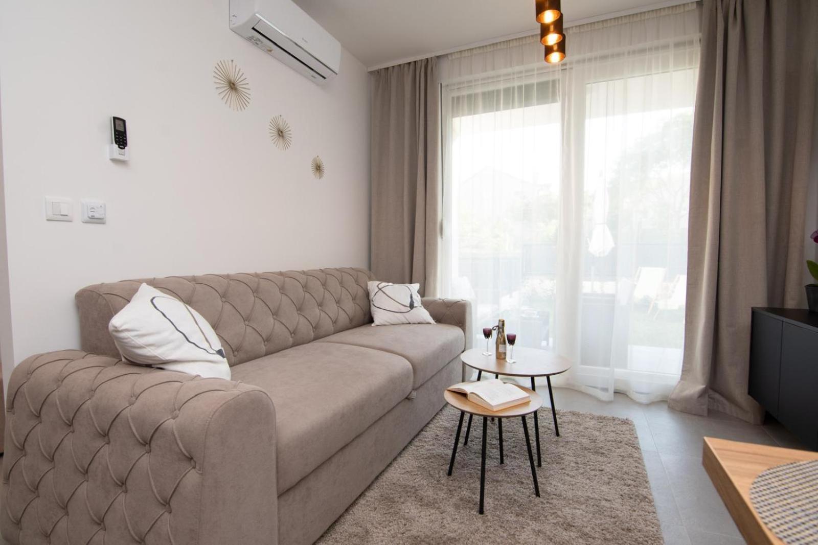 Studio Apartman Apollonia سيني المظهر الخارجي الصورة