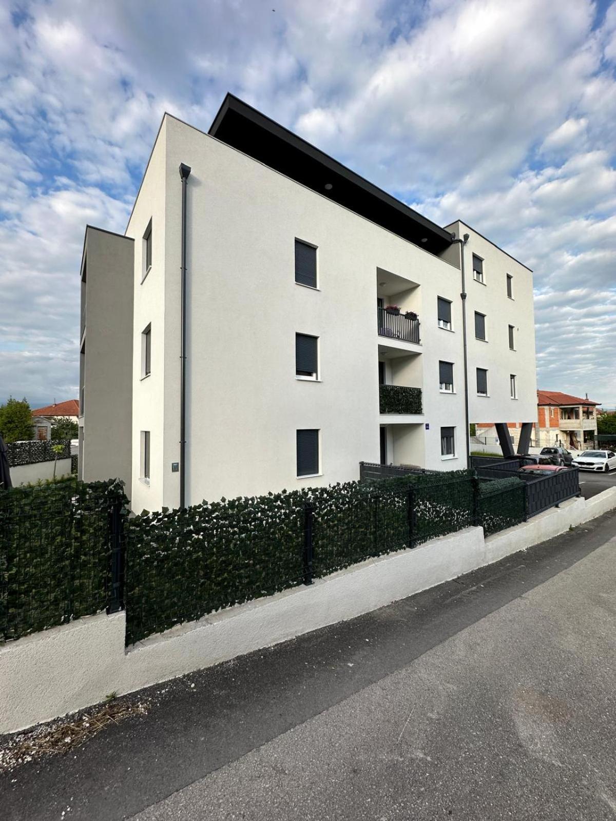 Studio Apartman Apollonia سيني المظهر الخارجي الصورة