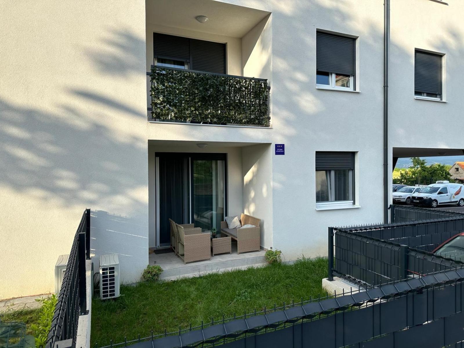 Studio Apartman Apollonia سيني المظهر الخارجي الصورة